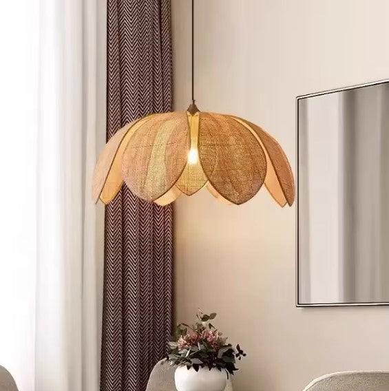 Suspension rotin pétale