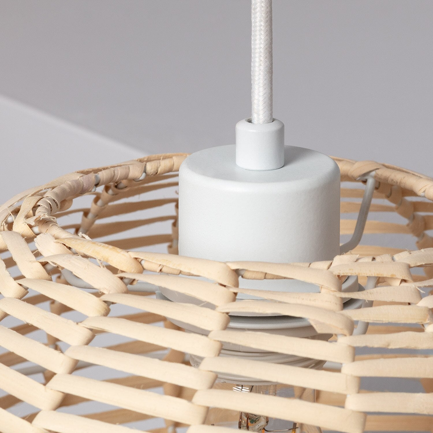 Suspension en Rotin et Bois Flotté | RIVAGE