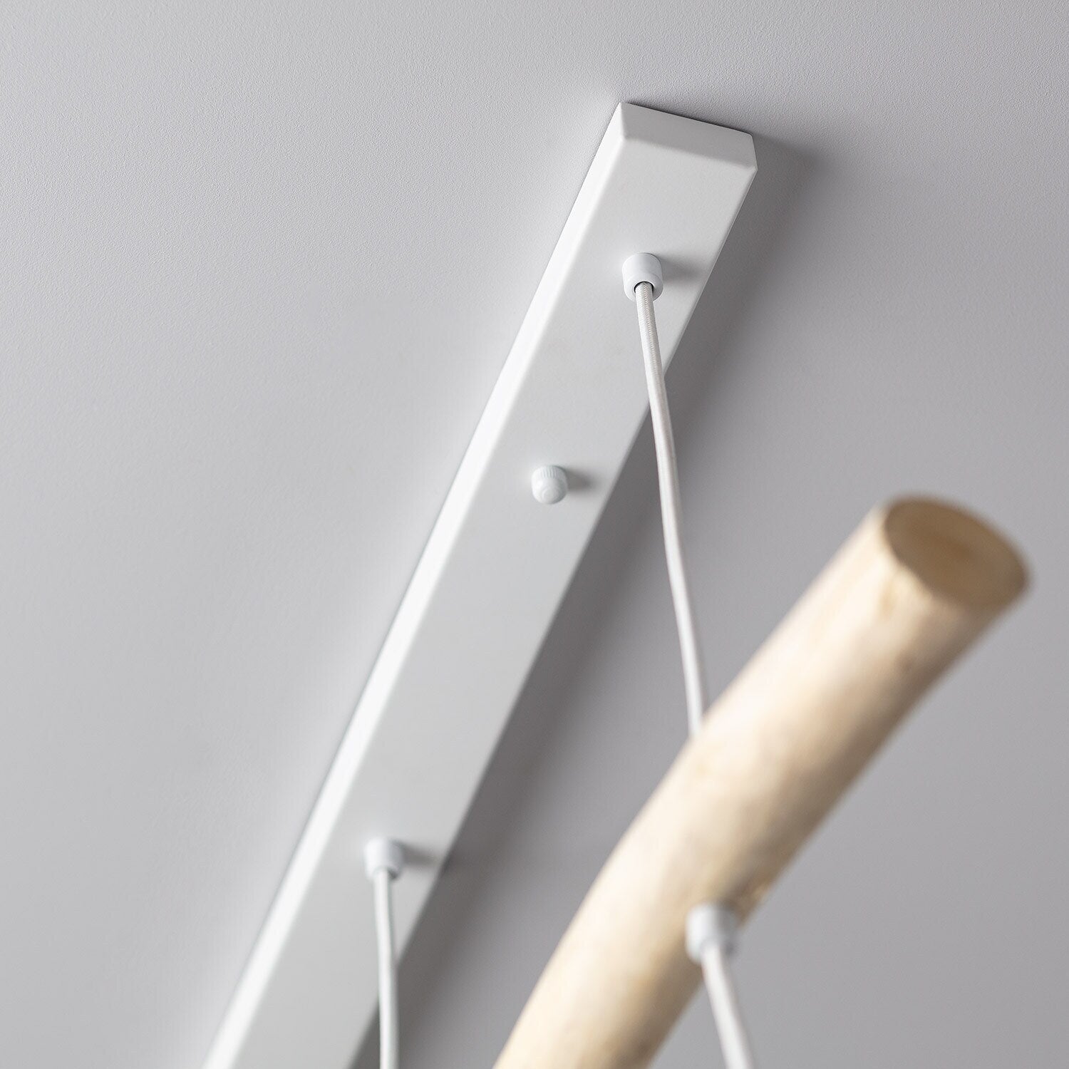 Suspension en Rotin et Bois Flotté | RIVAGE