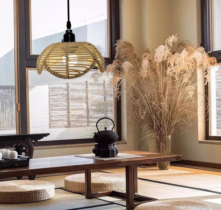 Suspension en rotin fleur