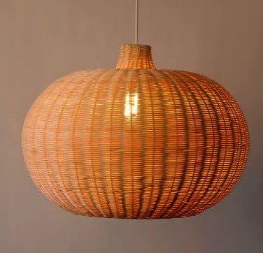 Suspension en rotin naturel