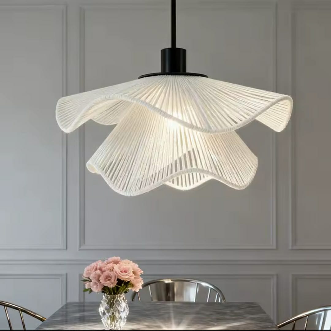 Suspension en Rotin Fleur Blanche