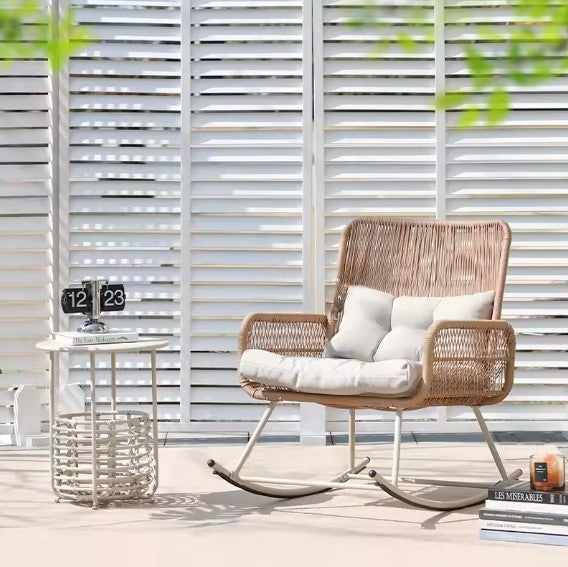 Fauteuil en rotin pour balcon