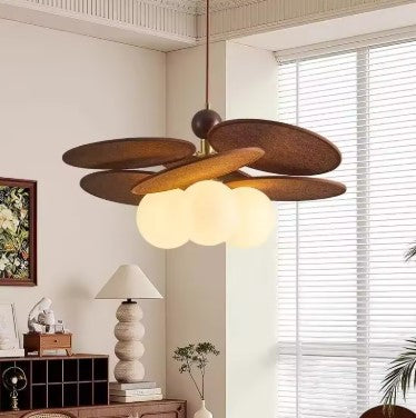 Suspension en rotin stylée et élégante